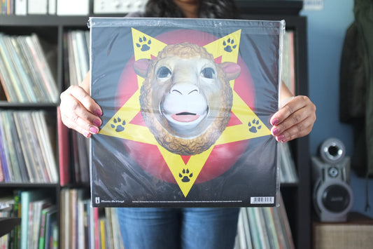 Queens Of The Stone Age - Lullabies To Paralyze